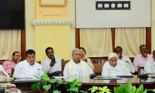 ಟನ್ ಕಬ್ಬಿಗೆ 3,300 ರೂ ನಿಗದಿಪಡಿಸಿದ ರಾಜ್ಯ ಸರ್ಕಾರ