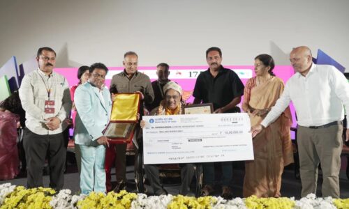 ಹಂಸಲೇಖಗೆ ಜೀವಮಾನ ಶ್ರೇಷ್ಠ ಸಾಧನೆ ಪ್ರಶಸ್ತಿ ಪ್ರದಾನ